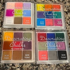 Close to my heart decorating chalks! Lot of four.